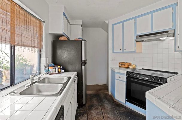 Interior, Kitchen, Tile Countertops