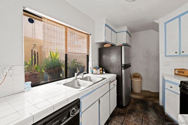 Interior, Kitchen, Tile Countertops
