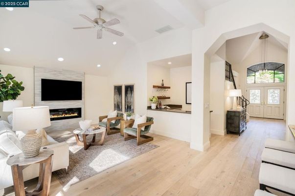 Fireplace, Interior, Living room, Pendant Lights, Recessed Lighting, Wood Texture Flooring