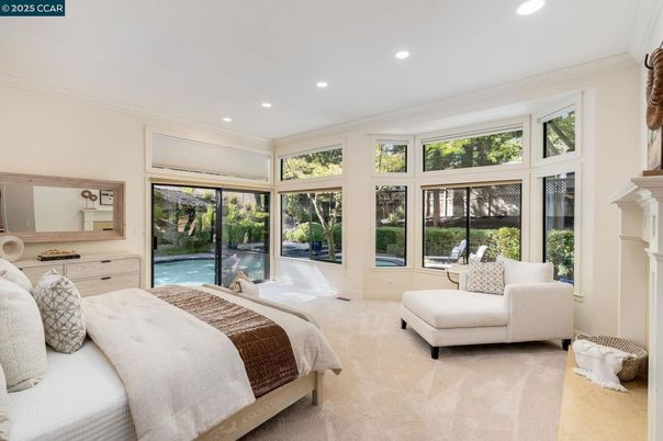 Bedroom, Interior, Recessed Lighting, Sun Room