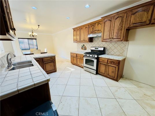 Chandelier, Dining room, Interior, Kitchen, Recessed Lighting, Tile Countertops