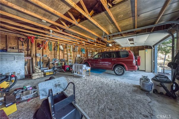 Garage, Interior, Wooden Beams, Wooden Walls