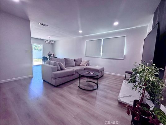 Chandelier, Dining room, Interior, Living room, Recessed Lighting, Wood Texture Flooring