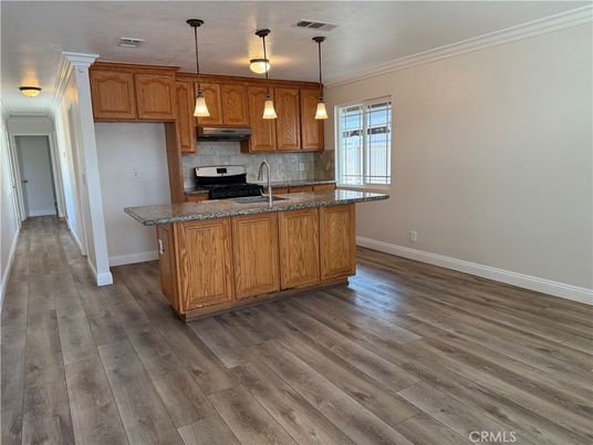 Interior, Kitchen, Pendant Lights, Wood Texture Flooring