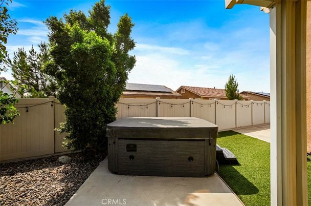 Exterior, Hot Tub