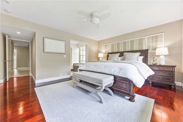 Dining room, Interior, Living room, Pendant Lights, Recessed Lighting