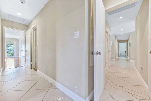 Interior, Recessed Lighting