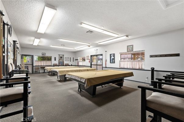 Billiard Table, Game Room, Interior