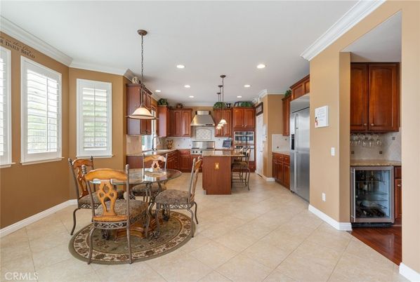 Dining room, Interior, Kitchen, Pendant Lights, Recessed Lighting, Stainless Steel Appliances