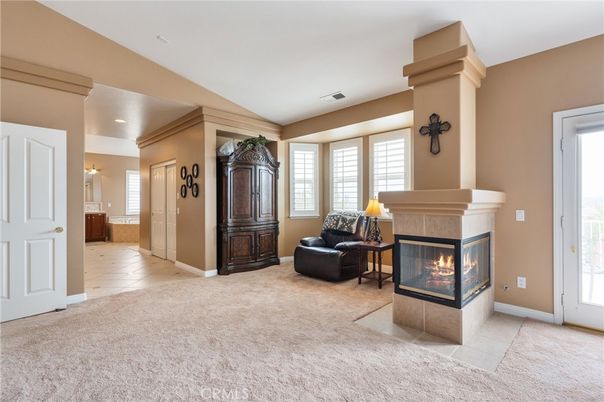 Fireplace, Interior, Living room, Recessed Lighting