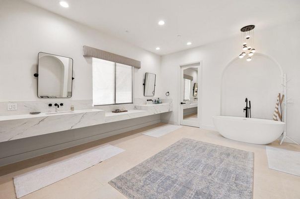 Bathroom, Dual Sink Vanities, Free Standing Baths, Interior, Pendant Lights, Recessed Lighting