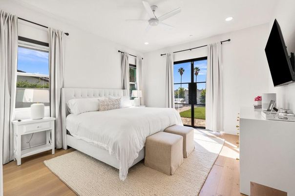 Bedroom, Interior, Recessed Lighting, Water, Wood Texture Flooring
