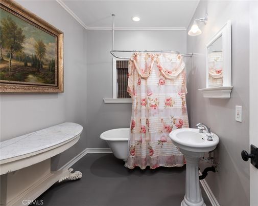 Bathroom, Free Standing Baths, Interior, Recessed Lighting