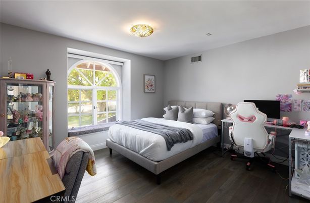 Bedroom, Home Office, Interior, Wood Texture Flooring