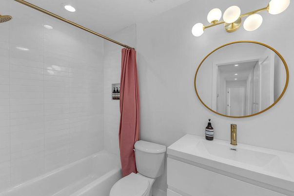 Bathroom, Interior, Recessed Lighting