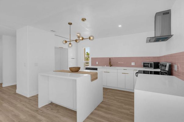 Interior, Kitchen, Pendant Lights, Recessed Lighting, Wood Texture Flooring