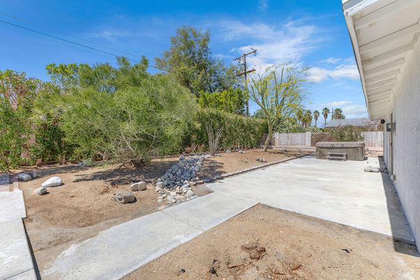 Backyard, Exterior, Hot Tub