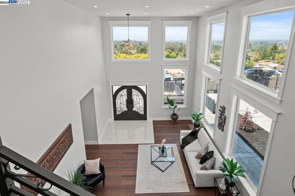 Interior, Living room, Pendant Lights, Recessed Lighting, Wood Texture Flooring