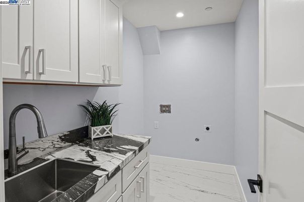 Interior, Kitchen, Marble, Recessed Lighting