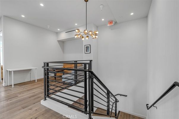 Interior, Pendant Lights, Recessed Lighting, Wood Texture Flooring