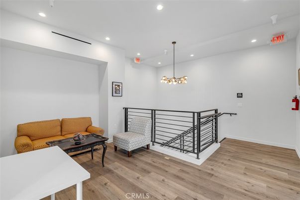 Interior, Pendant Lights, Recessed Lighting, Wood Texture Flooring
