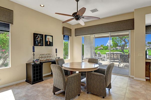 Dining room, Interior, Recessed Lighting