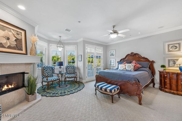 Bedroom, Fireplace, Interior, Pendant Lights, Recessed Lighting