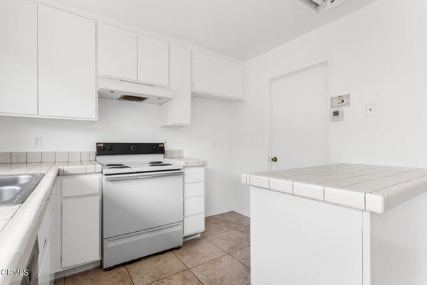 Interior, Kitchen, Tile Countertops