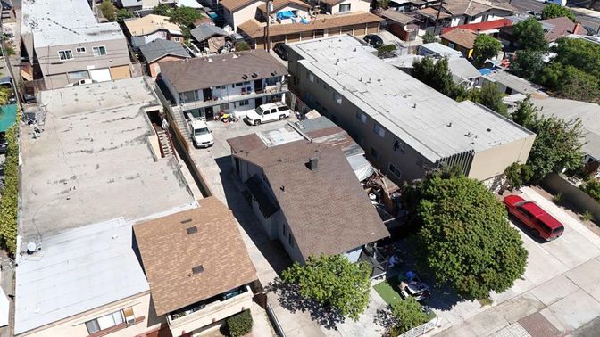 Exterior, Drone