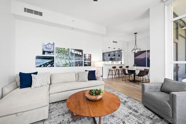 Dining room, Interior, Living room, Pendant Lights, Recessed Lighting, Wood Texture Flooring