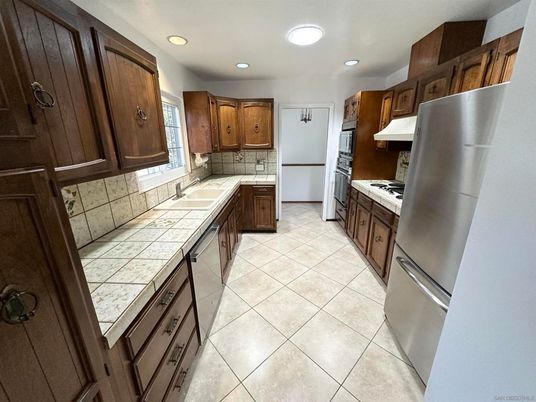 Interior, Kitchen, Recessed Lighting, Tile Countertops