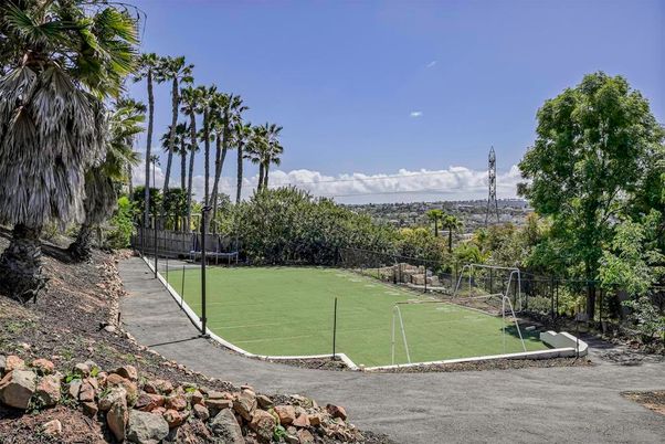Exterior, Tennis Courts