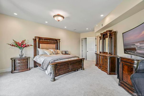 Bedroom, Interior, Recessed Lighting