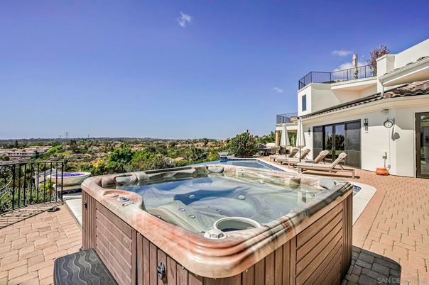 Exterior, Hot Tub