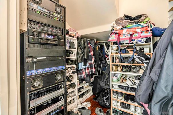 Interior, Walk-in Closets