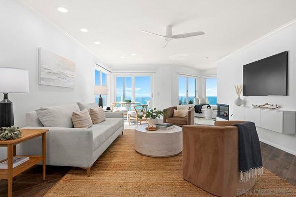 Interior, Living room, Recessed Lighting, Water, Wood Texture Flooring