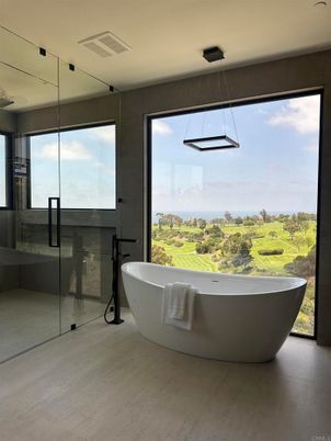 Bathroom, Free Standing Baths, Glass Shower, Interior, Pendant Lights
