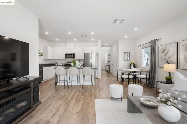 Dining room, Interior, Kitchen, Recessed Lighting, Stainless Steel Appliances, Wood Texture Flooring