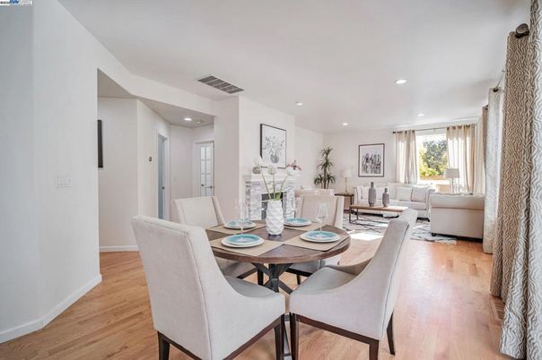 Dining room, Interior, Living room, Recessed Lighting, Wood Texture Flooring