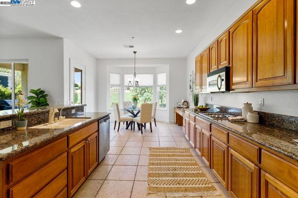 Chandelier, Dining room, Interior, Kitchen, Recessed Lighting