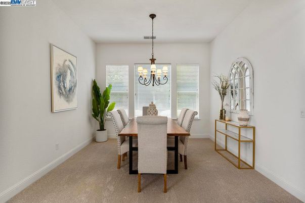 Chandelier, Dining room, Interior