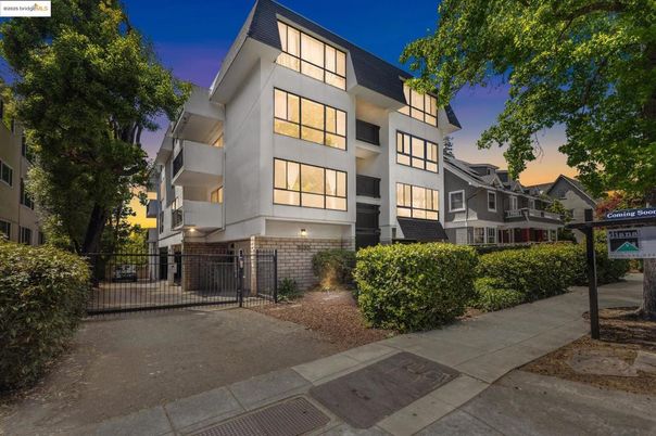 Exterior, Facade, Condo Building