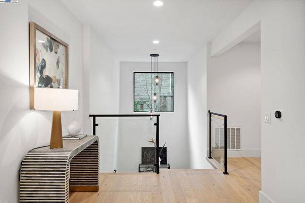 Interior, Pendant Lights, Recessed Lighting, Wood Texture Flooring