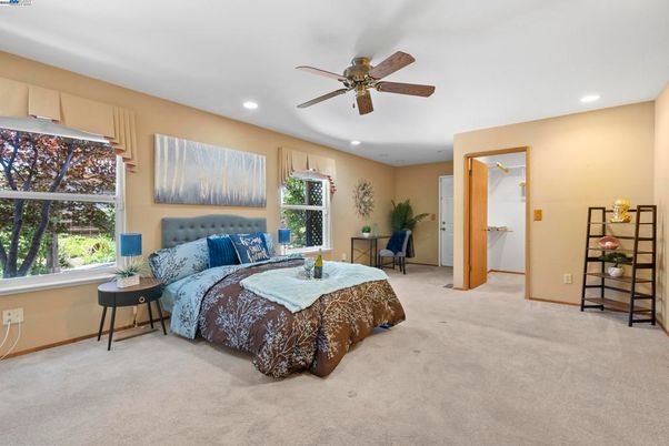 Bedroom, Interior, Recessed Lighting
