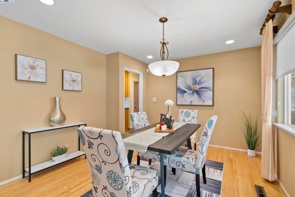 Dining room, Interior, Pendant Lights, Recessed Lighting, Wood Texture Flooring