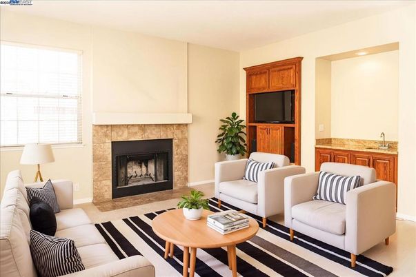 Fireplace, Interior, Living room