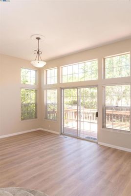 Empty room, Interior, Pendant Lights, Wood Texture Flooring