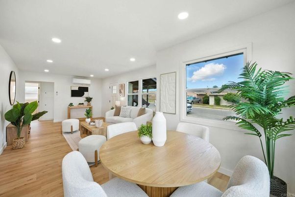 Dining room, Interior, Living room, Recessed Lighting, Wood Texture Flooring