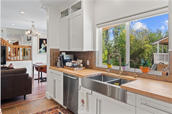 Chandelier, Interior, Kitchen, Recessed Lighting, Stainless Steel Appliances, Wood Texture Flooring