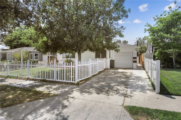 Backyard, Detached Garage, Exterior